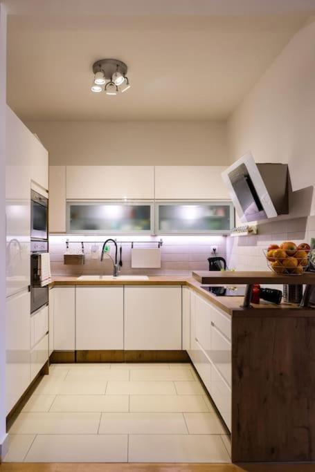 Modern Charm Hideaway Apartment Zagreb Exterior photo