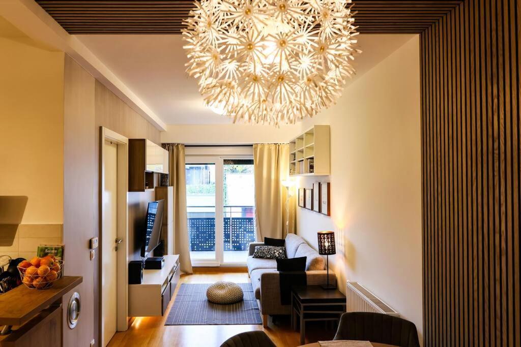 Modern Charm Hideaway Apartment Zagreb Exterior photo